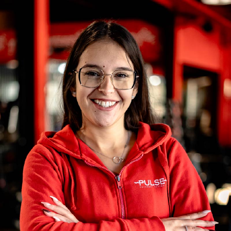 Lara, Rececionista e Comercial