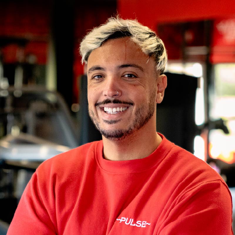 Ricardo, Estagiário